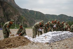 姚基金慈善赛完整阵容：方硕、翟晓川、林书豪、小托马斯领衔